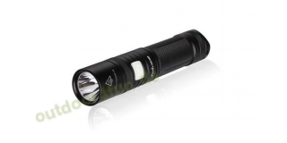Fenix UC30 Cree XM-L2 U2 LED Taschenlampe mit USB Laden ex UC40