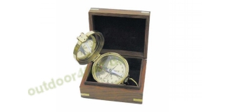 Sea - Club Kompass aus Messing in einer Holzbox,  7,5 cm