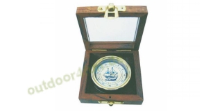 Sea - Club Kompass mit Schiffs-Windrose aus Messing in einer Holzbox mit Glasdeckel, Ø 5,5 cm, 8,5 x 8,5 x 3,5 cm